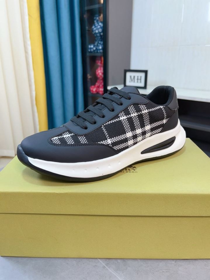 Burberry Low Shoes